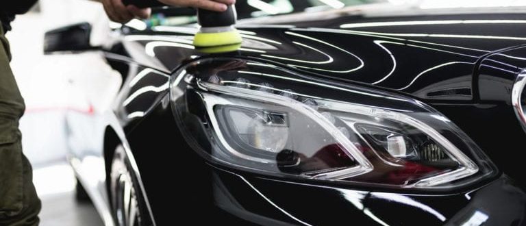 Полировка черного автомобиля: искусство возвращения совершенства